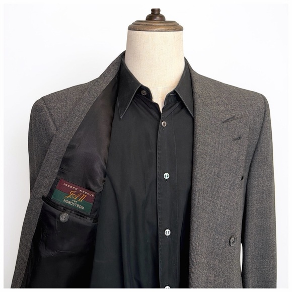 Joseph Abboud J.A. Il for Nordstrom 100% Wool Double-Breasted Blazer | 40R - Picture 4 of 13